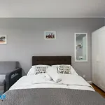 Appartamento Apartamenty Bluesky - Centrum Karpacza, Blisko Pkp, Balkon, Spokojna Zielona Okolica