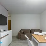 Apartment Bluesky - Centrum Karpacza, Blisko Pkp, Balkon, Spokojna Zielona Okolica Karpacz