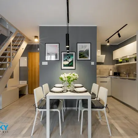 Apartamenty Bluesky - Centrum Karpacza, Blisko Pkp, Balkon, Spokojna Zielona Okolica * Karpacz